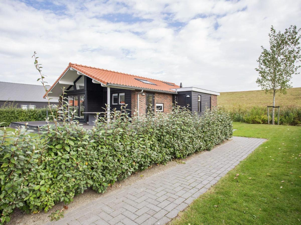 Holiday Home In Kattendijke With Terrace ภายนอก รูปภาพ