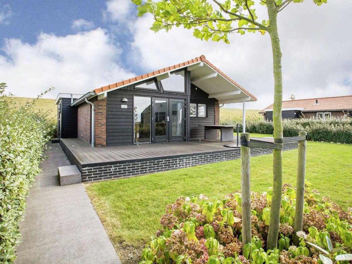 Holiday Home In Kattendijke With Terrace ภายนอก รูปภาพ